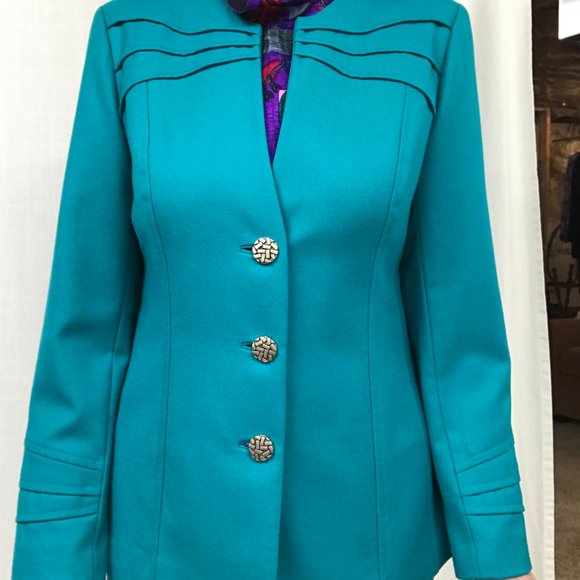 5-Piece Ensemble Jade Suit: pure wool and silk!! - Picture 2 of 10